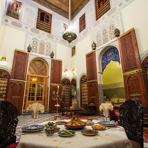 Ibn Khaldoun Riad Fes